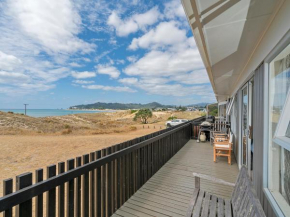 Kotare Beachfront - Whangamata Holiday Unit